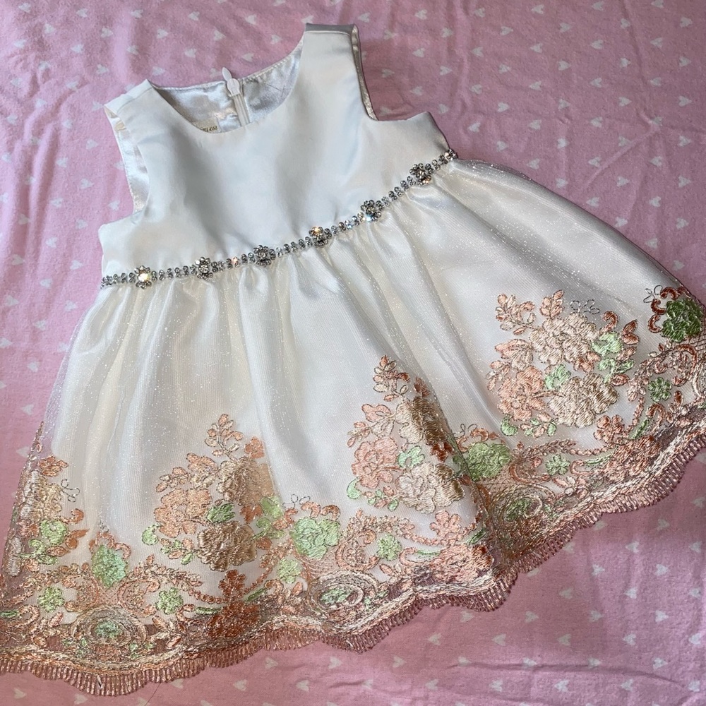 Baby girl dress 🦋 5x$15